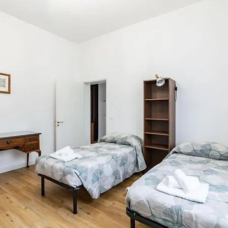 Il Gelso With Parking And Garden! Apartament