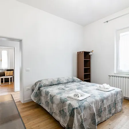 Il Gelso With Parking And Garden!